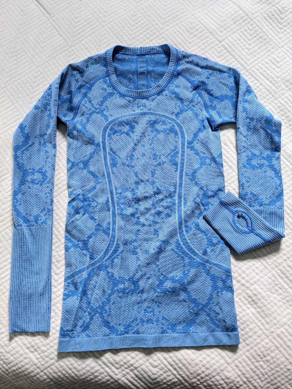 Lululemon Swiftly Tech LS Crew Ziggy Snake Size 4 Blue
